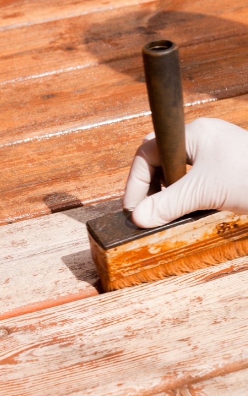 Deck-Painting-Services-West-Allis-WI